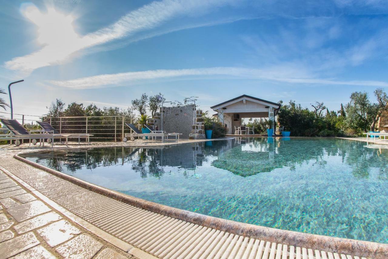 Villa Trulli Altomare à Alliste Extérieur photo