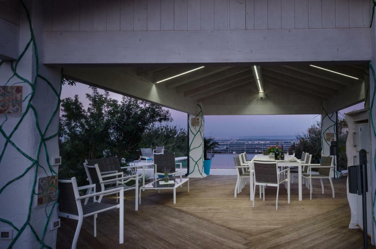 Villa Trulli Altomare à Alliste Extérieur photo
